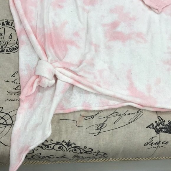 Modern Designer Tie-Dye Oversized Knit Sweater - Picture 5 of 6